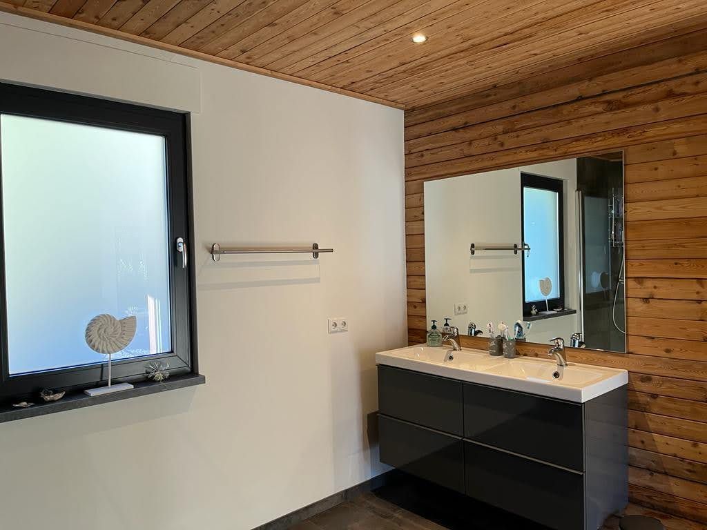 Chalet Presseggersee zwei sehr geräumige Badezimmer